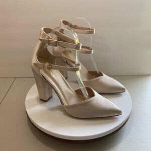Lulus Satin Bridal Pumps Women 8 Nude New Bride Ankle Strap New Pointed Toe